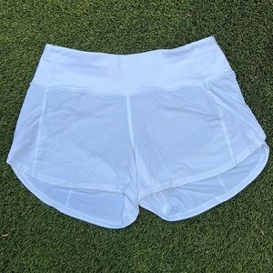 Speed Up Low-Rise Lined shorts 4”